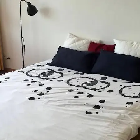 Lejlighed Central Furnished 2br In *