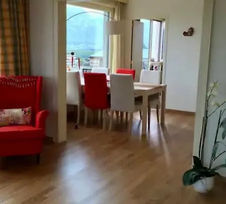 Lejlighed Central Furnished 2br In